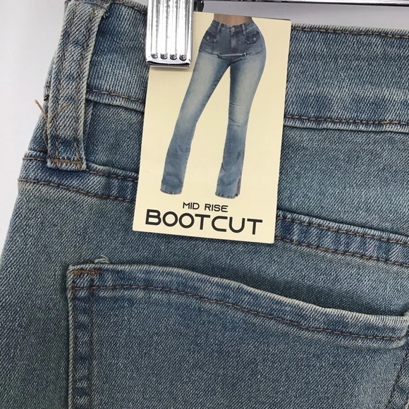 Rise Supply Co. Juniors Stretch Bootcut Mid-Rise Vintage Wash Jeans NWT Size 3 - Picture 7 of 10